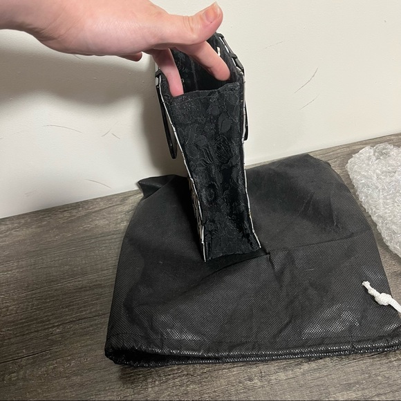 Vintage Twisted Orchid Mother of Pearl Shell Handbag - Picture 9 of 16